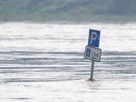 Fünftes Todesopfer in Österreich: Hochwasser: Entspannung in Bayern und Hoffnung in Sachsen