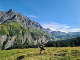 Wandern in der Schweiz: Auf der Spur der Steinböcke