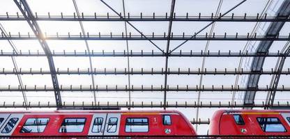 Bahn und Bus: Mehrheit der Bundesländer favorisiert teureres Deutschlandticket