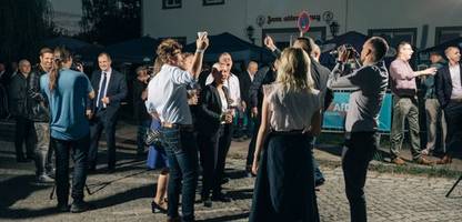 AfD-Wahlparty in Potsdam: Verdacht der Volksverhetzung - Polizei ermittelt