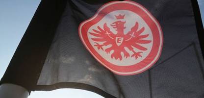 Eintracht Frankfurt: Polizei findet offenbar jugendpornografische Fotos bei verstorbenem Jugendfußballtrainer