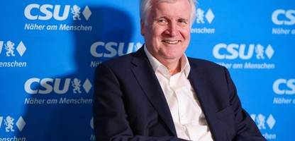 Horst Seehofer legt Angela Merkel beim Thema Migration Selbstkritik nahe