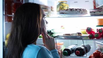 Brot, Eier, Fleisch - Kann ich das noch essen? Wann Sie Lebensmittel wegwerfen sollten