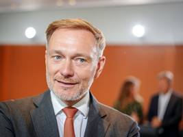 Übernahmestreit mit unicredit: lindner will sich bei commerzbank wohl alle optionen offen halten