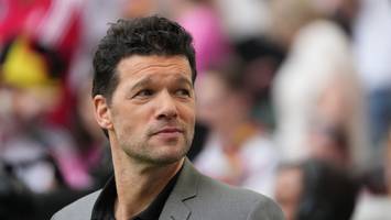 Ex-Frau, neue Freundin, Kinder - So lebt Ex-Fußballstar Michael Ballack privat