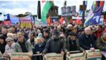 Berlin: Tausende Teilnehmer bei Friedensdemo in Berlin