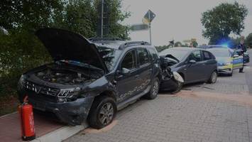 Kleinwagenfahrer muss nach Unfall mit SUV ins Krankenhaus