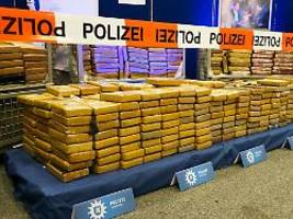 astronomische ressourcen: interpol: auch deutschland droht gegen mafia zu verlieren
