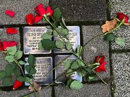 alle gedenktafeln in zeitz weg: geklaute stolpersteine sollen schnell ersetzt werden