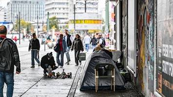 Alexanderplatz und Fischerinsel: Immer mehr Obdachlose