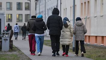 Diskussion über Kieler Wohngebiet - Probleme durch Flüchtlinge: Anwohner warnen vor Pauschalurteil, wollen aber Hilfe