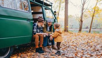 Bestens vorbereitet in den Urlaub - Camping-Profi verrät: Das sind die besten Reiseziele im Herbst