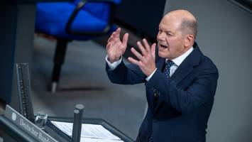 Kanzler schweigt im Bundestag dazu - Ampel fürchtet bei Migrationsgesetz die eigenen Leute – Scholz wählt Wegschau-Taktik