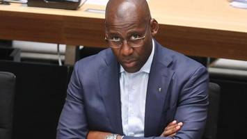 kultursenator dankt für proteste gegen kultur-kürzungen