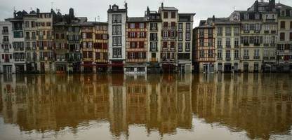 Extremregen flutet Frankreich – ein Toter in Paris