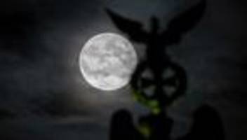 supermond: supermond kommt der erde besonders nah