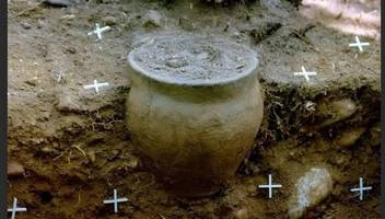 archäologen enthüllen ungewöhnliches bestattungsritual in polen