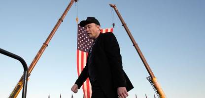 elon musk: neue geschäftsbedingungen setzen auf richter mit tesla-aktien