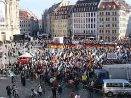 Wir werden wiederkommen: Letzte Pegida-Demo erfährt mäßigen Zulauf