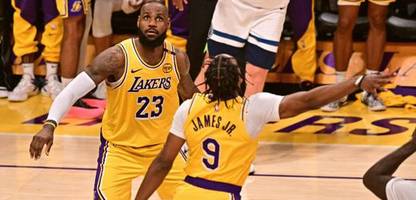 Basketball: LeBron James und Sohn Bronny schreiben NBA-Geschichte