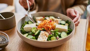 studie mit zwillingen  - verjüngungskur durch pflanzen: wie 8 wochen veganismus ihr altern stoppen