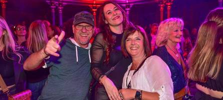 HITRADIO RT1 Saturday Night Disco im Parktheater: Die Bilder von der Party