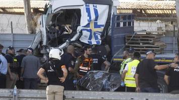 Lkw rast in Menschenmenge bei Tel Aviv – mindestens ein Toter