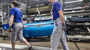 mit karte - volkswagen will drei werke schließen: diese standorte sind jetzt in gefahr