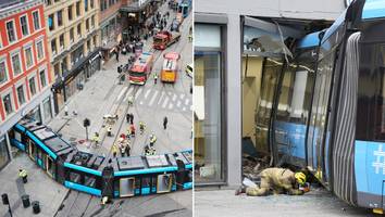 mehrere personen wurden verletzt - norwegische straßenbahn entgleist und rast in apple-store