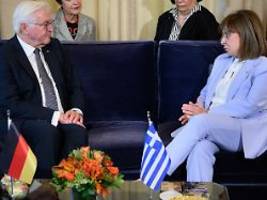 Bundespräsident in Athen: Griechische Präsidentin konfrontiert Steinmeier mit Reparationsforderung