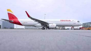 iberia übernimmt erste maschine des kleinen langstrecken-airbus