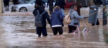 Mehr als 50 Tote nach Unwettern in Spanien