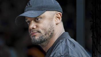 Kompany will defensiven Spielstil anpassen - Nach Harakiri-Auftritten denkt Bayern-Trainer offenbar über Kurswechsel nach