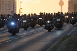 hells angels gründer gestorben: echte hells angels mit echten tränen