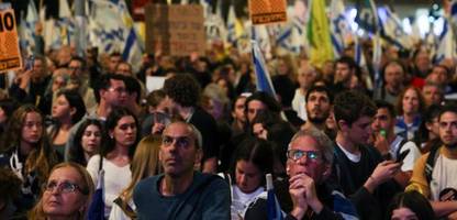 Israel: Tausende demonstrieren in Jerusalem gegen Entlassung von Joav Gallant