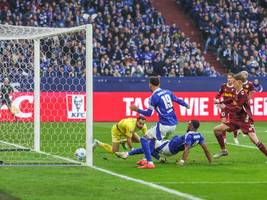 schalke 04 in der zweiten liga: im hintergrund formiert sich das schattenkabinett