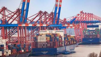 Prognose: Hamburgs Hafen wird geringer wachsen als erwartet
