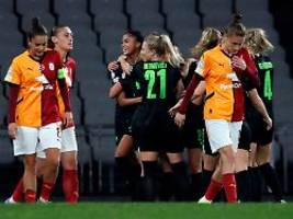 Erster Sieg in Champions League: Wolfsburg nimmt Galatasaray spät auseinander