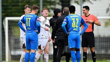 „Maximal blöd“: St. Pauli sorgt sich um verletzten Robert Wagner