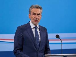 nach gewalt bei fußballspiel: bruch der niederländischen koalition verhindert