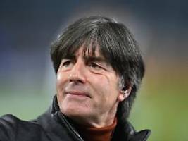 das war sicherlich ein fehler: nach russland-debakel: löw bedauert, nicht aufgehört zu haben