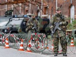 Operationsplan Deutschland: Bundeswehr bereitet Unternehmen auf Kriegsfall vor