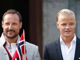 Nach Festnahme in Oslo: Prinz Haakon reagiert auf schwere Vorwürfe gegen Mette-Marits Sohn