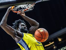 Basketball: Center Koumadje muss Alba Berlin verlassen