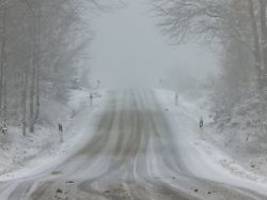 Vorsicht bei gefrierender Nässe!: Kommende Tage bringen Frostnächte und Schnee im Flachland