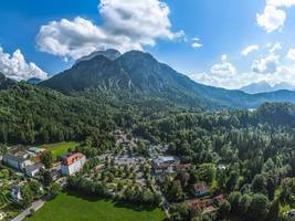 Füssen: Hausdurchsuchung bei FW-Stadtrat nach FCK AfD-Post