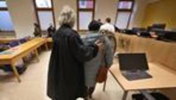 eltern vor gericht: «ein skelett» - prozess um tod eines abgemagerten mädchens