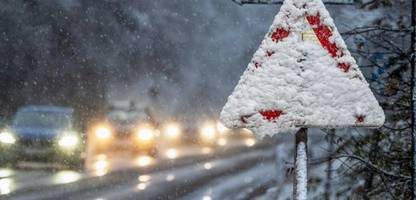 Wetter in Deutschland: Unwetterwarnung wegen starken Schneefalls in Baden-Württemberg und Bayern