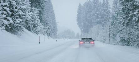 In diesen Landkreisen Bayerns warnt der DWD ab Nachmittag vor starkem Schneefall