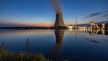 statt solar und windkraft - alte akws aktivieren, neue bauen? so realistisch sind die cdu-pläne – und so teuer